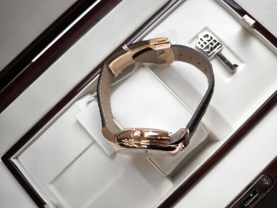 Herreur  FREDERIQUE CONSTANT Manufacture Classic 42mm aut. (se beskrivelse)