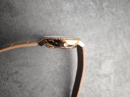 Dameur FREDERIQUE CONSTANT Manufacture Slimline Moonphase 38mm aut.