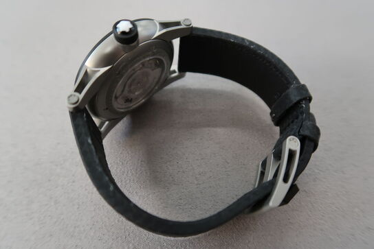 Herreur MONTBLANC Timewalker Steel DLC Collection 42 mm aut.