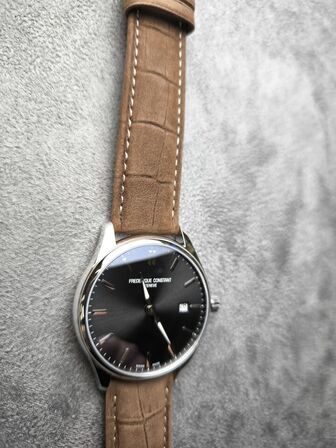 Herreur  FREDERIQUE CONSTANT Classics Index 40 mm quartz