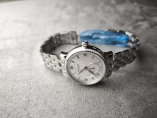 Dameur MONTBLANC Star Legacy small second 32 mm aut.