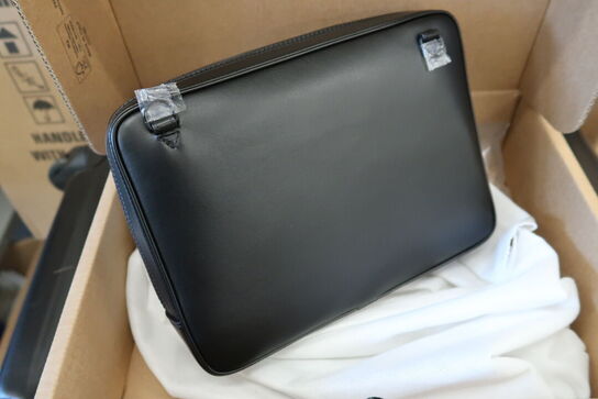 Taske MONTBLANC Montblanc Extreme 3.0 Messenger Mini Black
