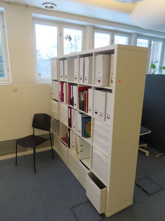 Bord, whiteboard, reol, m.v.