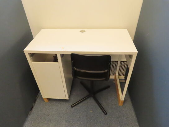 Bord, stol, afskærmning, m.v.