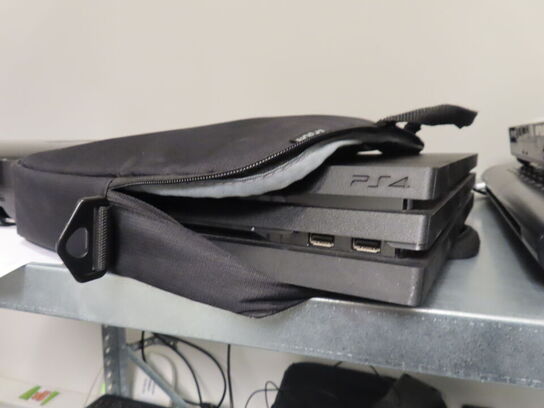 3 stk. Lagerreoler inkl. Indhold