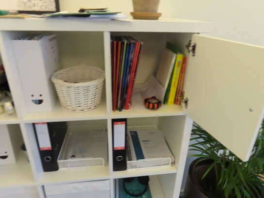 2 stk. Borde & 2 stk. Stole, m.v.