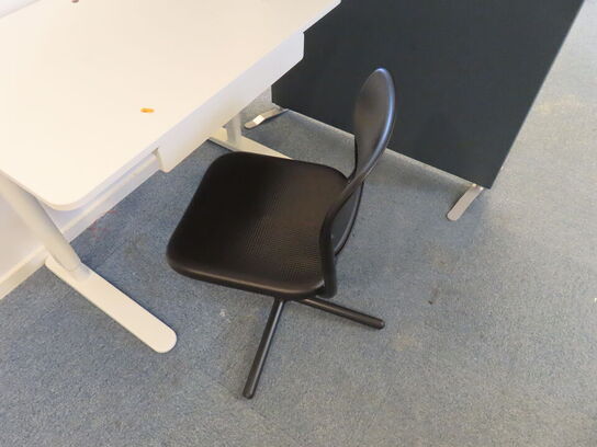 Bord, stol, afskærmning, m.v.