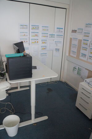 Bord, stol, skærme, m.v.