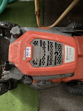 Plæneklipper HUSQVARNA LB251S