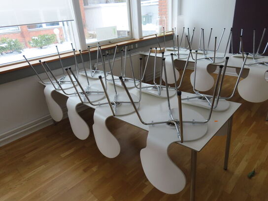 5 stk. Borde & 33 stk. Stole