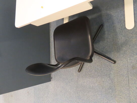 Bord, stol, afskærmning, m.v.