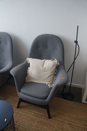 2 stk. Stole, sofa, m.v.