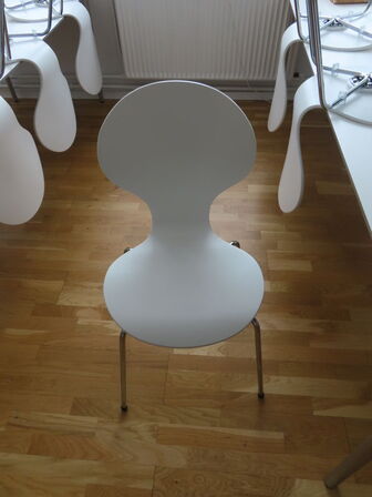 5 stk. Borde & 33 stk. Stole