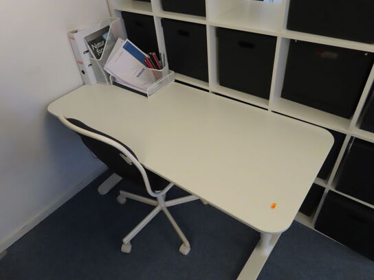 Bord, stol, afskærmning, m.v.