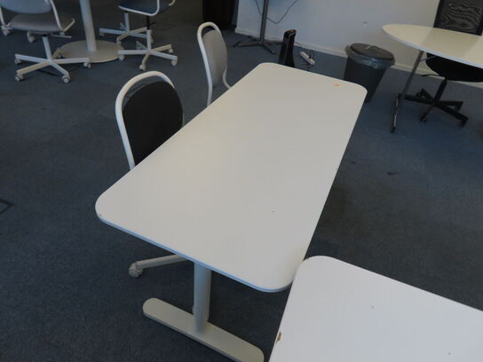 3 stk. Borde & 5 stk. Stole