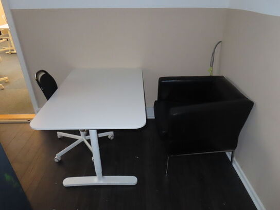 Bord, sofa, afskærmningsvæg, m.v.