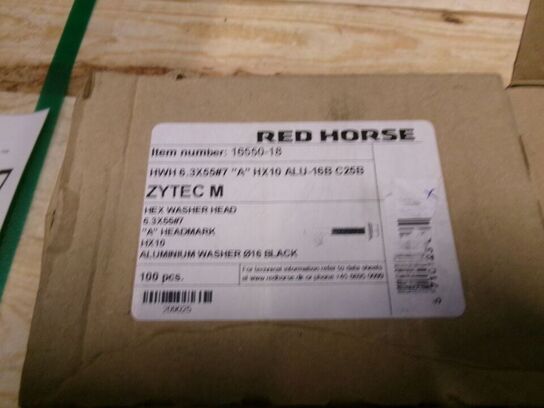 200 stk. selvskærende skruer