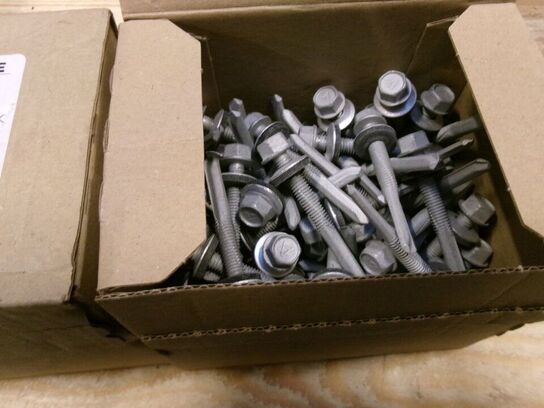 200 stk. selvskærende skruer