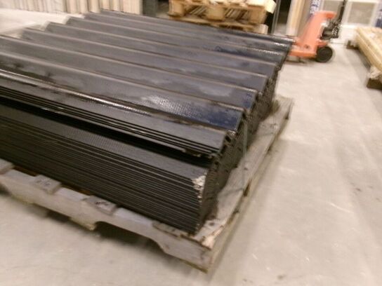 37 stk. tagplader B6 sort