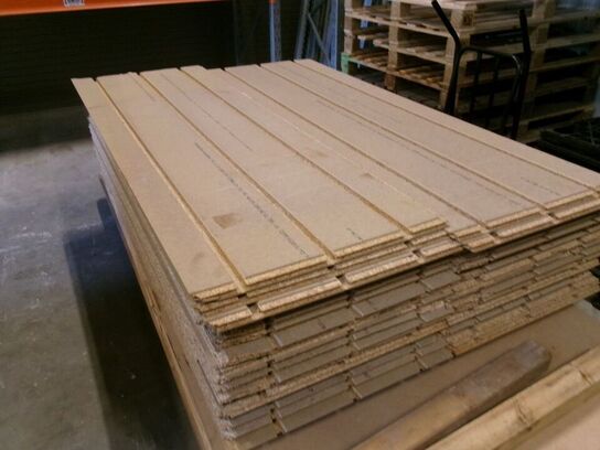 35 stk. gulvspånplade med spor