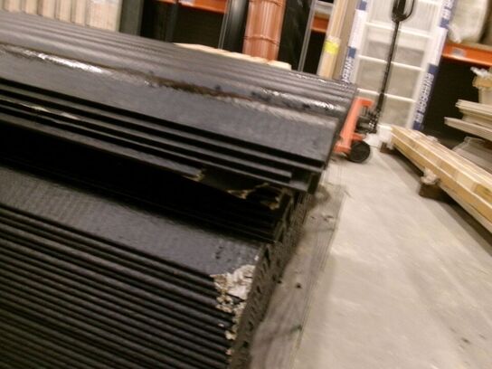 37 stk. tagplader B6 sort