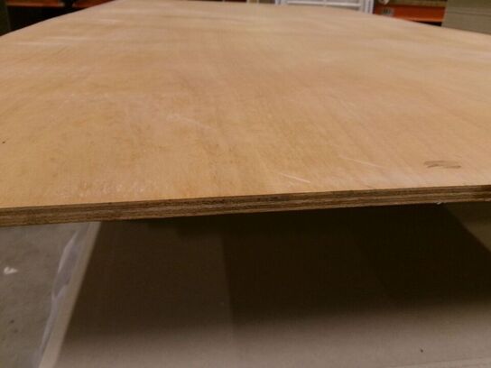 1 stk. krydsfinerplade 12 mm