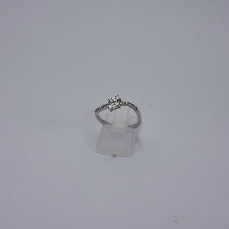 Brillantring af 9 kt. guld