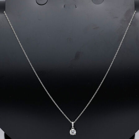 Solitaire vedhæng af 14 kt. hvidguld med brillantslebne laboratorieskabte diamanter på samlet ca. 0.53 ct