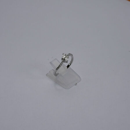 Brillantring af 9 kt. guld