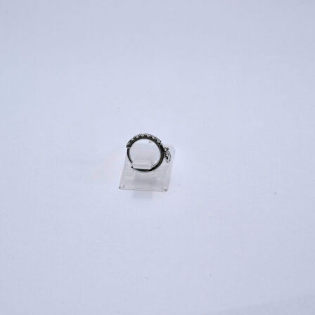 Par øreringe med laboratorieskabte diamanter, af 14 kt hvidguld