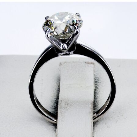 NATURLIG 2,02 ct. diamant og 14K hvidguldring.