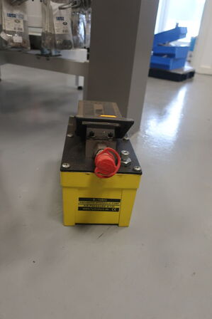 Hydraulisk pumpe B-70BQ