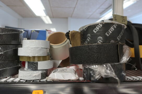 Hylde med div. varelager