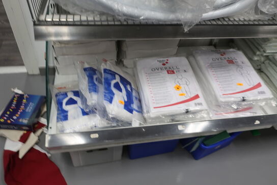 Hylde med div. varelager