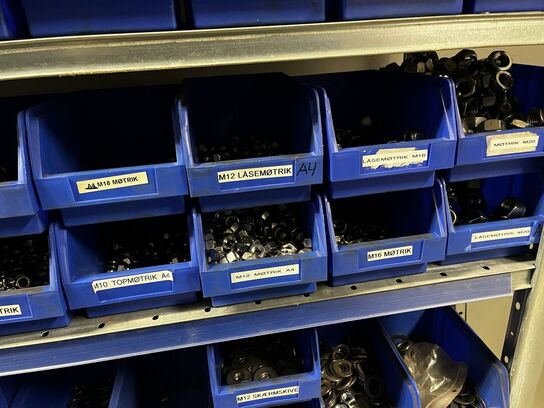 Indhold på 1 fag lagerreol