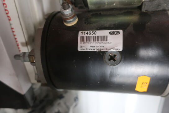 Hylde med div. varelager