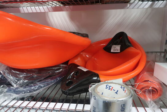 Hylde med div. varelager