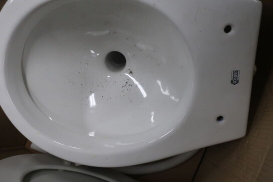 Toilet samt toiletbræt