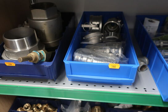 Hylde med div. Fittings