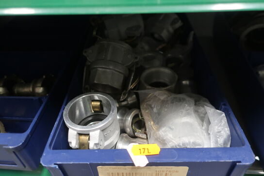 Hylde med div. Fittings