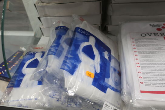 Hylde med div. varelager