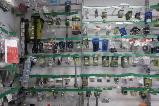 Div. Karabinhager, beslag m.m.