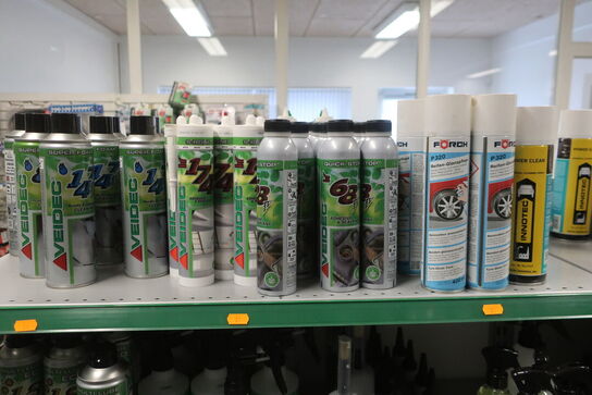 Hylde med div. Plejemidler AVIDEC m.fl.