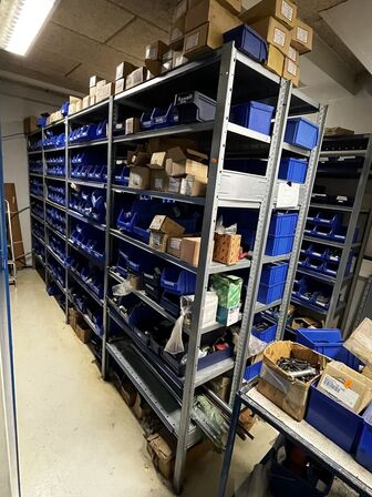 Indhold på 1 fag lagerreol