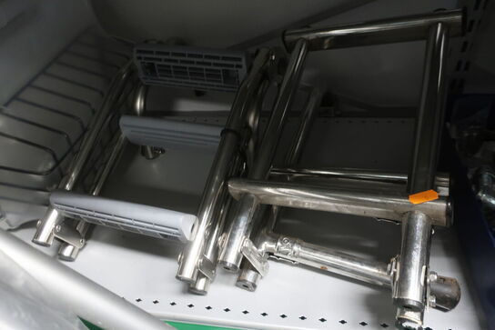 Div. Trappetrin/stiger samt Div. Varelager