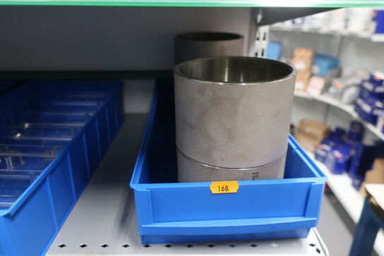 Hylde med div. Fittings