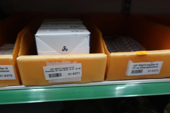 Hylde med div. varelager