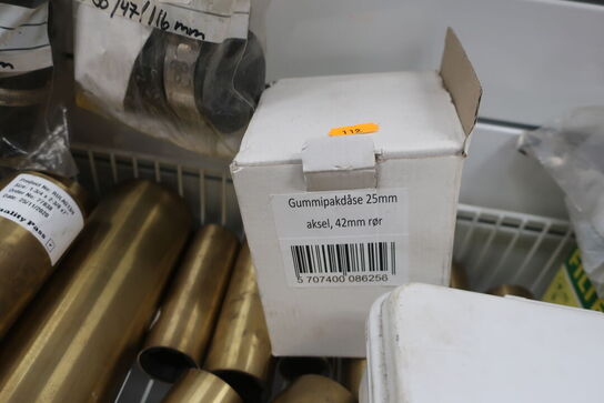 Hylde med div. varelager