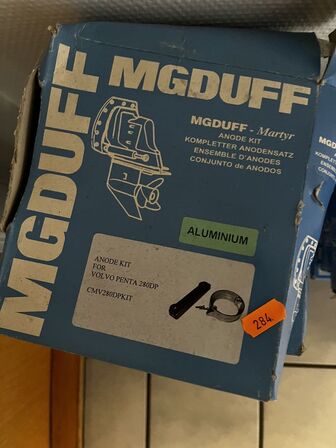 8 pakker varelager MGDUFF