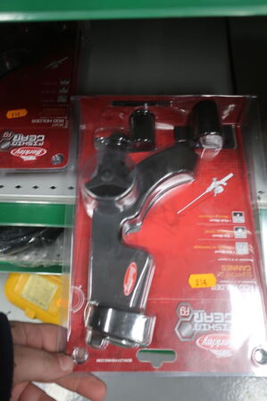 Hylde med div. varelager